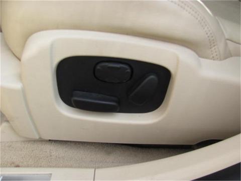 Lincoln MKS 2010 photo 1