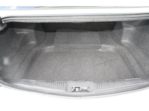 Lincoln MKS 2010 photo 1