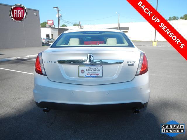 Lincoln MKS 2010 photo 1