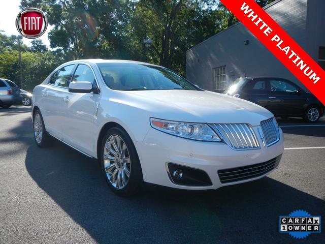 Lincoln MKS 2010 photo 4