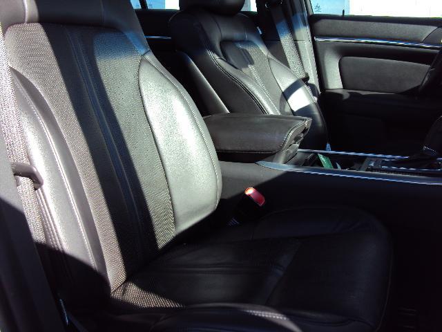 Lincoln MKS 2010 photo 1