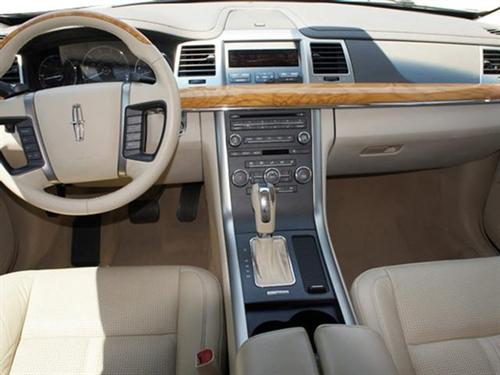 Lincoln MKS 2010 photo 1