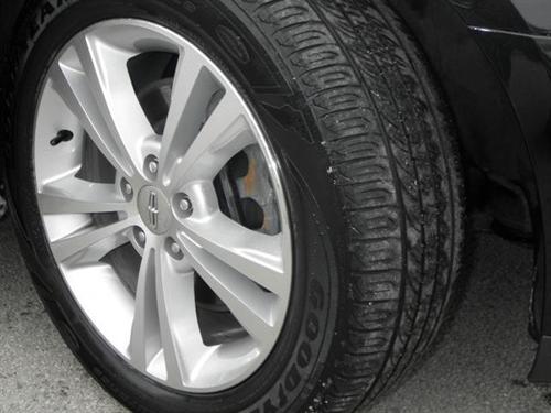 Lincoln MKS 2010 photo 1