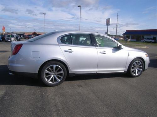 Lincoln MKS 2010 photo 4