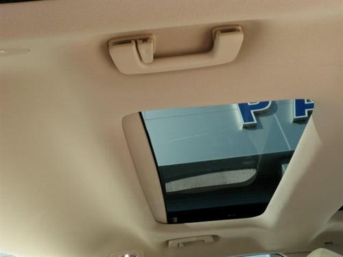 Lincoln MKS 2010 photo 2