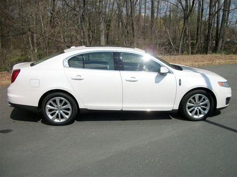 Lincoln MKS 2010 photo 2