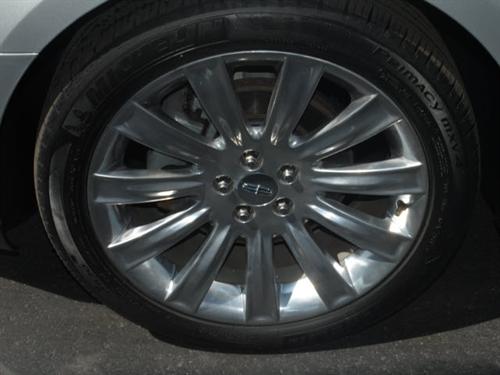 Lincoln MKS 2010 photo 3