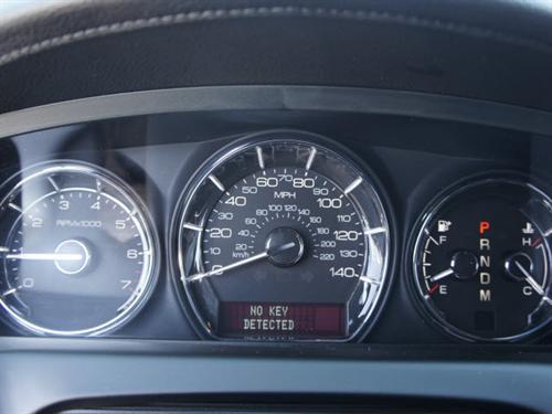 Lincoln MKS 2010 photo 3