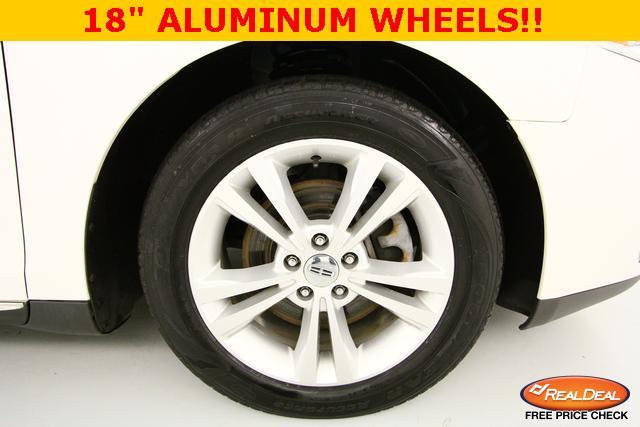 Lincoln MKS 2010 photo 1