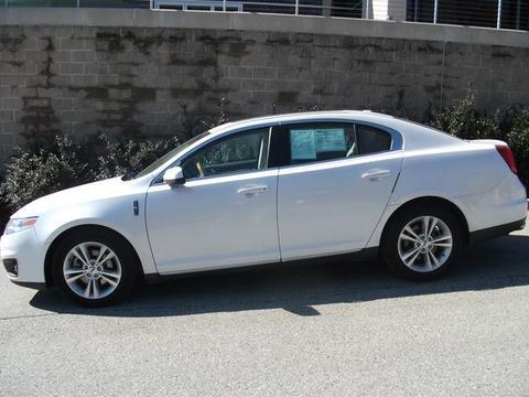 Lincoln MKS 2010 photo 5