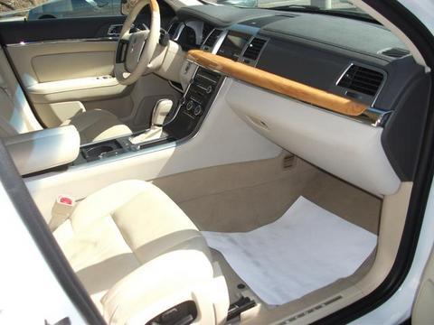 Lincoln MKS 2010 photo 3