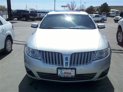 Lincoln MKS 2010 photo 3