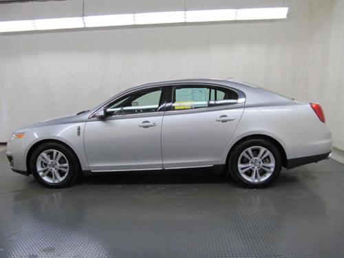 Lincoln MKS 2010 photo 1