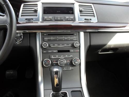 Lincoln MKS 2010 photo 3
