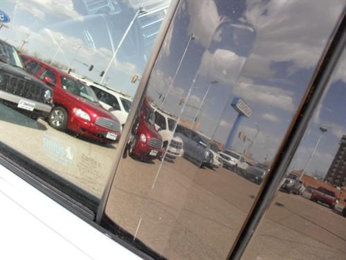 Lincoln MKS 2010 photo 1