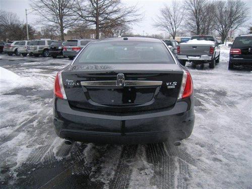 Lincoln MKS 2010 photo 3