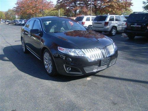 Lincoln MKS 2010 photo 1