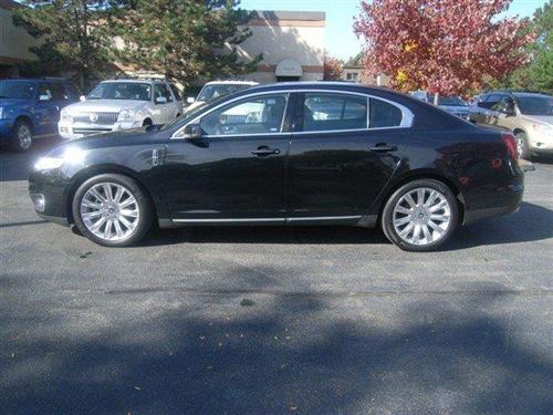 Lincoln MKS 2010 photo 3