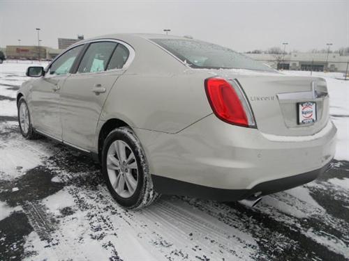 Lincoln MKS 2010 photo 5