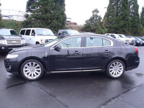 Lincoln MKS 2010 photo 2