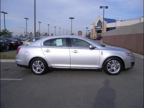 Lincoln MKS 2010 photo 4