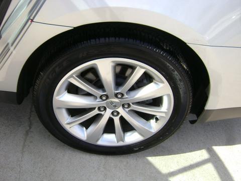 Lincoln MKS 2010 photo 1
