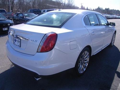 Lincoln MKS 2010 photo 5
