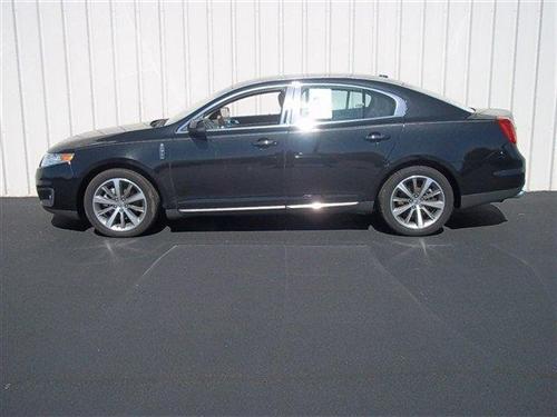 Lincoln MKS 2010 photo 2
