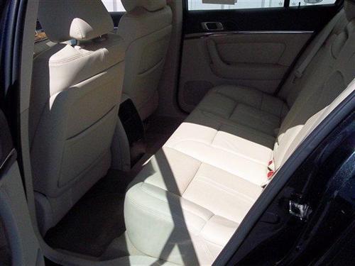 Lincoln MKS 2010 photo 3