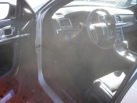 Lincoln MKS 2010 photo 4