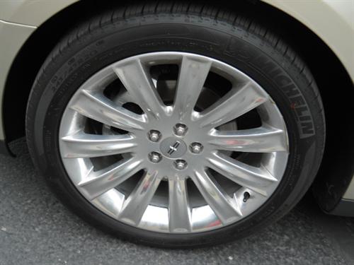 Lincoln MKS 2010 photo 5