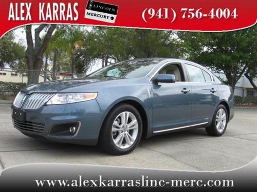 Lincoln MKS 2010 photo 1