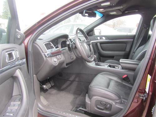 Lincoln MKS 2010 photo 4