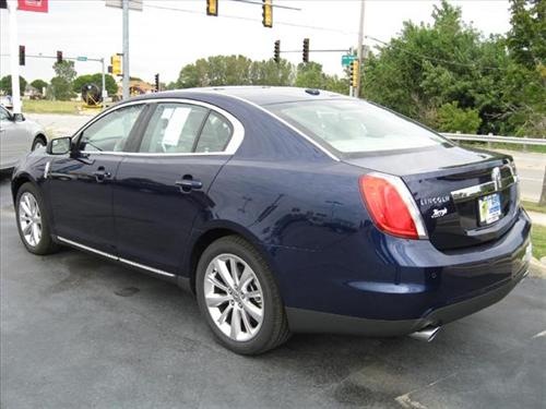 Lincoln MKS 2011 photo 5