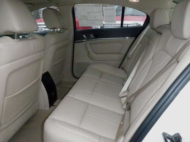 Lincoln MKS 2011 photo 3