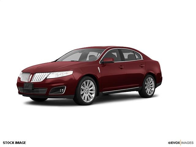 Lincoln MKS 2011 photo 2