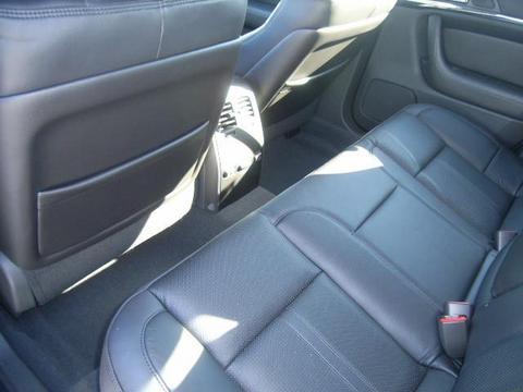 Lincoln MKS 2011 photo 1