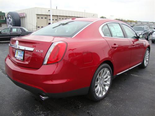 Lincoln MKS 2011 photo 3