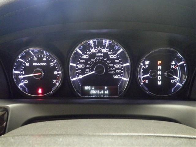 Lincoln MKS 2011 photo 14