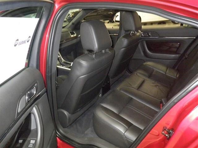 Lincoln MKS 2011 photo 42