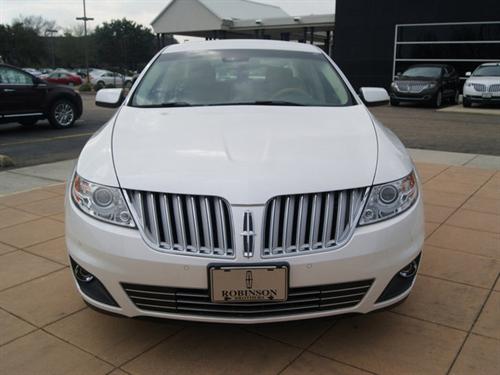 Lincoln MKS 2011 photo 1
