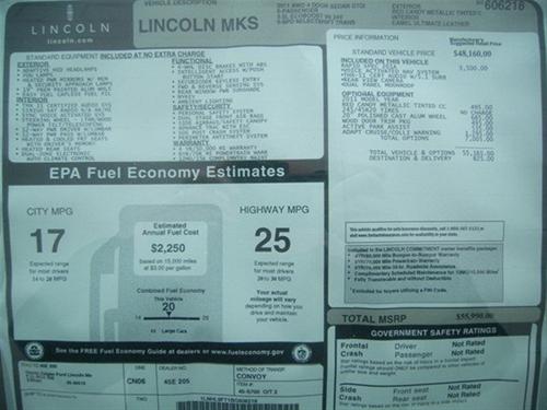Lincoln MKS 2011 photo 2