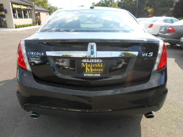 Lincoln MKS 2011 photo 3