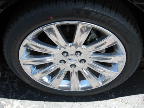 Lincoln MKS 2011 photo 1