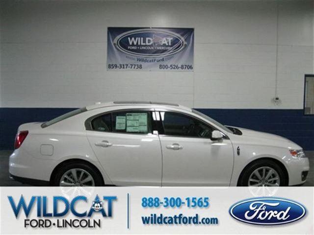 Lincoln MKS Quad Cab 5.9 Liter Diesel Sedan