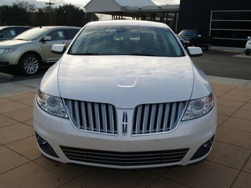 Lincoln MKS 2011 photo 1