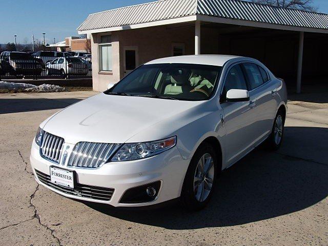 Lincoln MKS 2011 photo 1