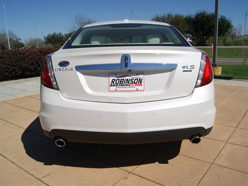 Lincoln MKS 2011 photo 3