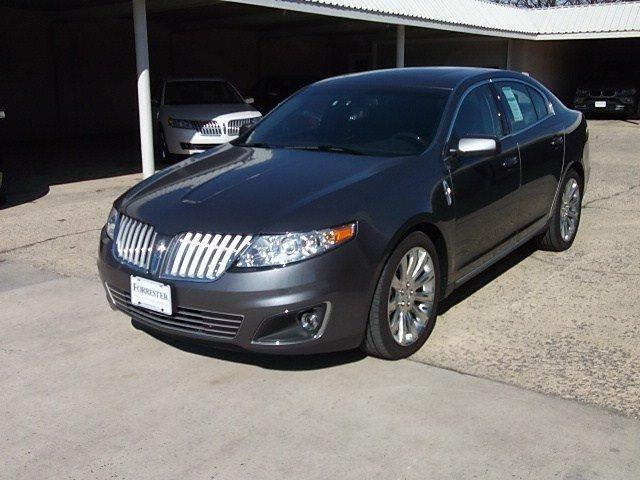Lincoln MKS 2011 photo 1