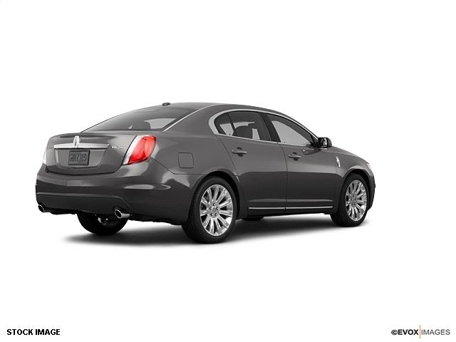 Lincoln MKS 2011 photo 1